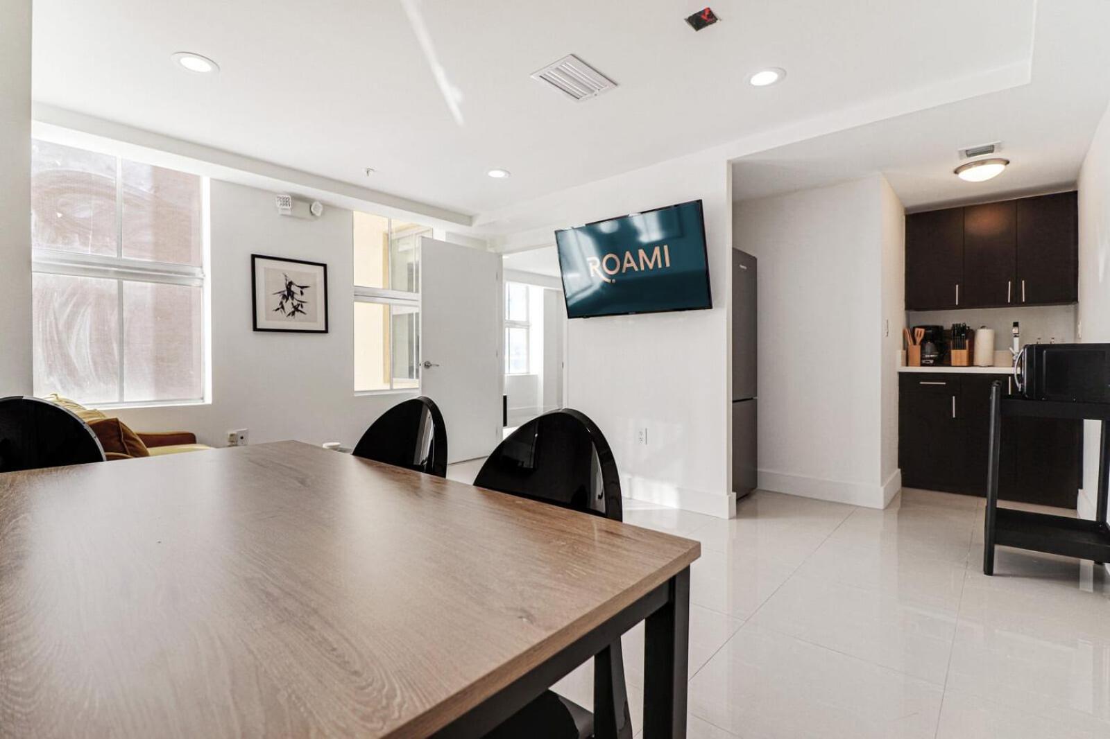 Roami At The Ralston Apartment Miami Room photo